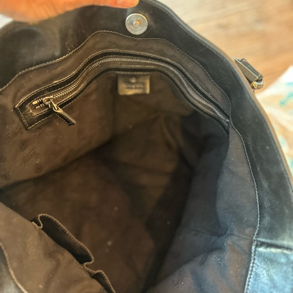 Gucci equestrian black patent leather shoulder back - Picture 11 of 12